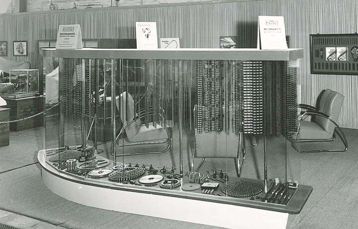 1955 Ausbau Industrieketten und Teilnahme an der Hannover Messe