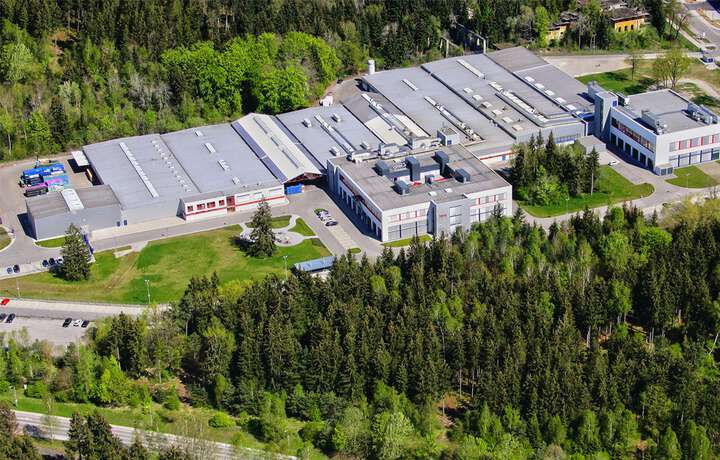 2000 Opening Production facility in Landsberg