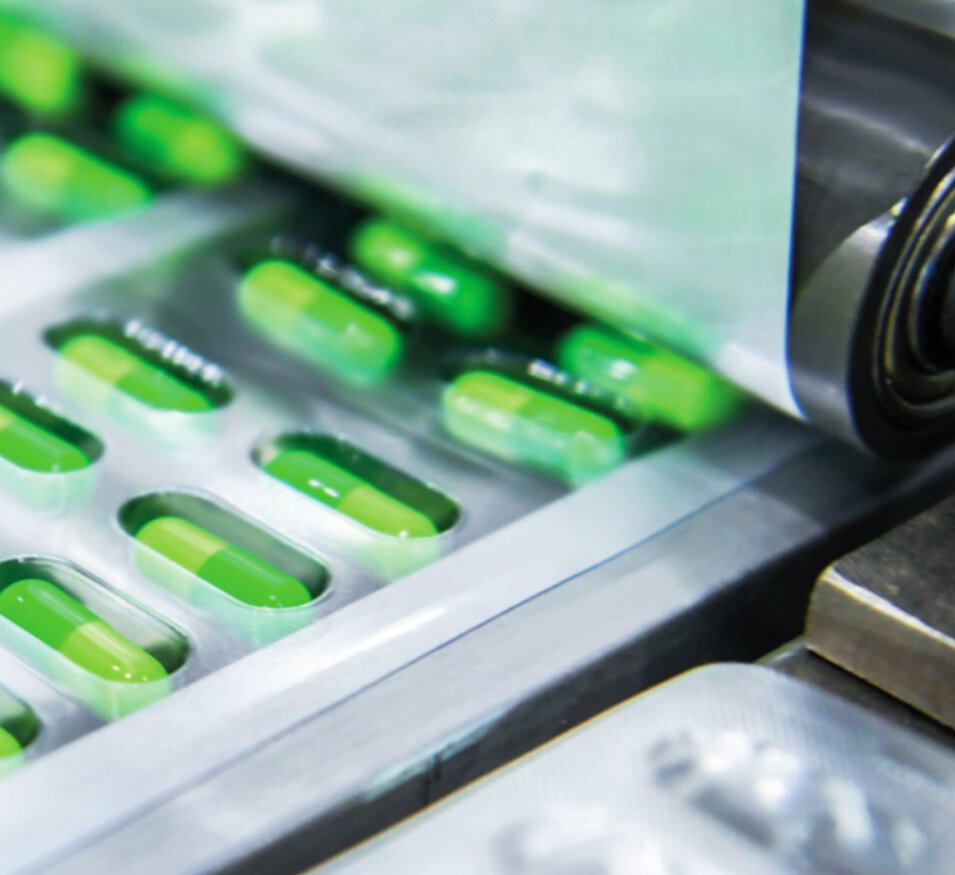 Application example maintenance-free iwis chains in the pharmaceutical industry